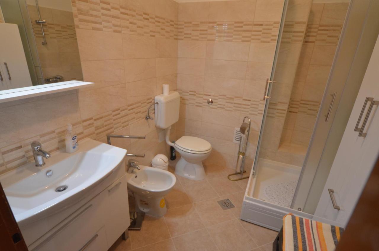 Condominium Apartment Rovinj Luaran gambar